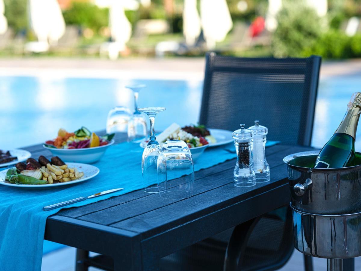 דטקה Acroter Hotel Spa מראה חיצוני תמונה